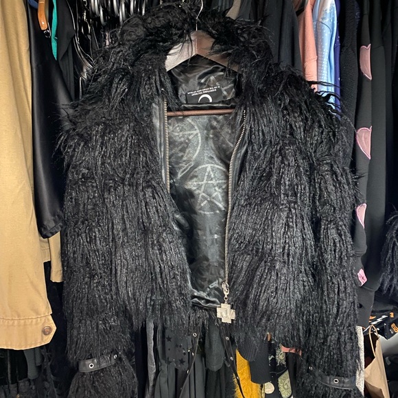 Killstar Glampire Faux Fur Coat with Strap Details (Read Desc. Custom Hardware) - Picture 4 of 13